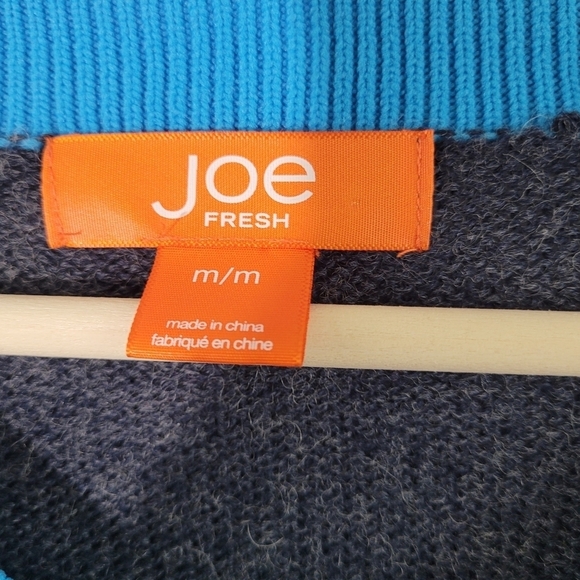 JOE Fresh Gray Pullover Sweater Mens Sz M V-neck Fall Outdoor Wool Blend Cozy - Picture 8 of 8